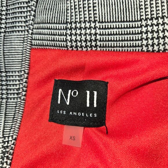 No 11 Los Angeles  Women's White and Black Blazer Size XS - Picture 3 of 8